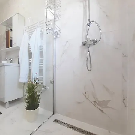 Apartment Gulici *